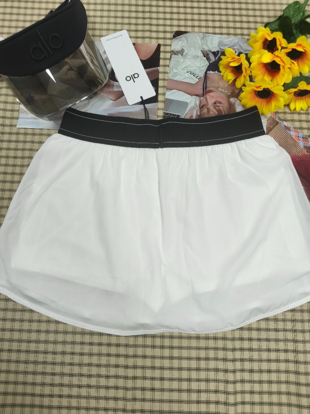 Alo Yoga Summer Essentials White Tennis Skirt NWT🌟Comfortable, Popular🍃 - Picture 4 of 7